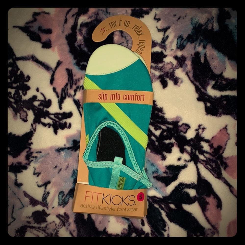 FITKICKS Size Small 5.5-6.5